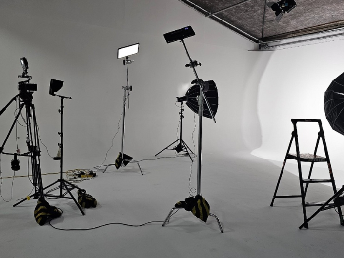 Cyclorama Versatile Film Studio